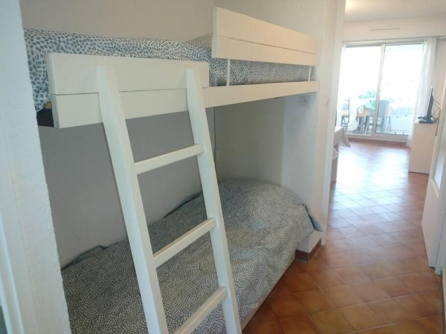Apartmán Capri Saint-Elme Exteriér fotografie